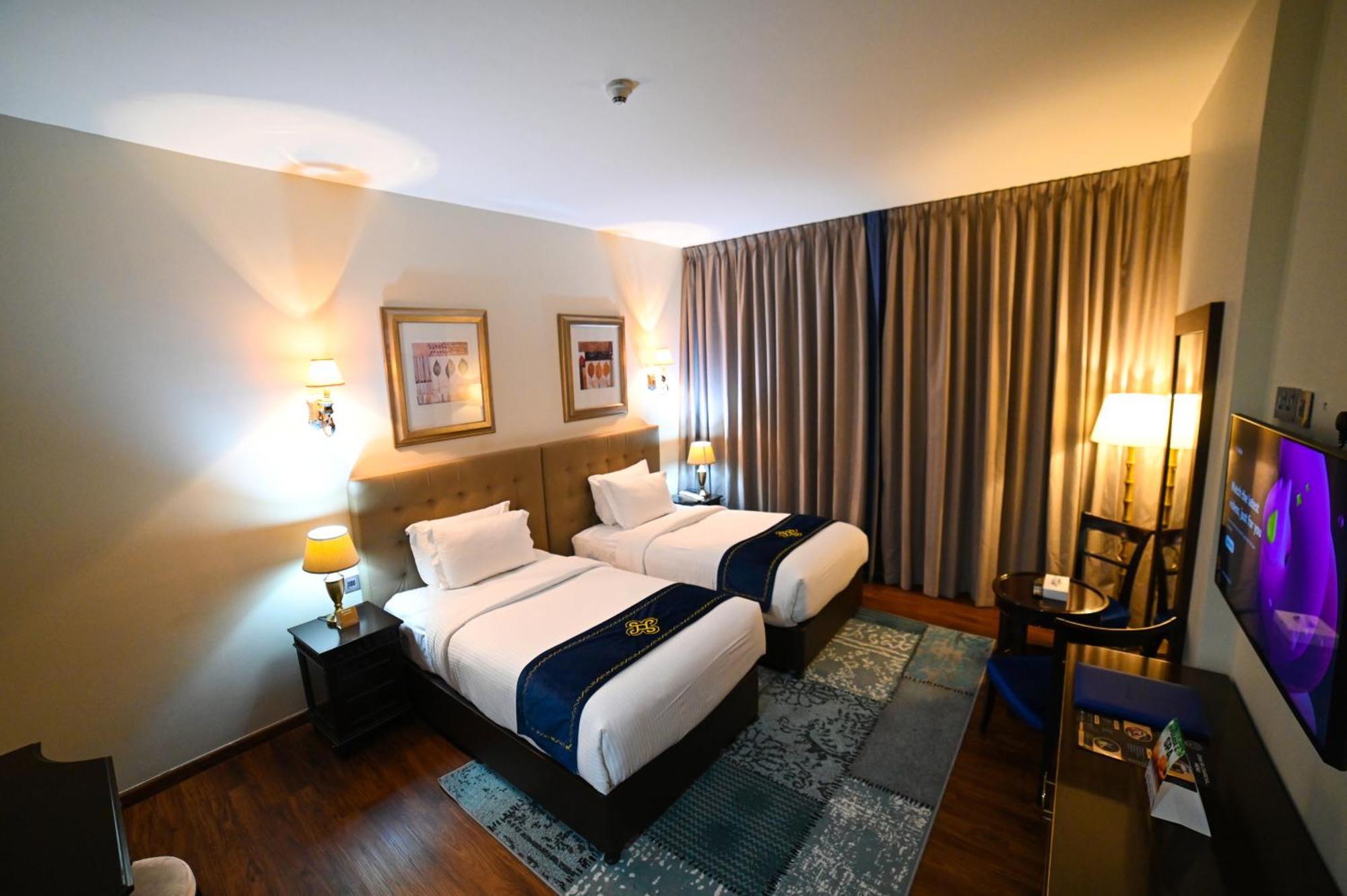 Seven Seas Hotel 迪拜 外观 照片